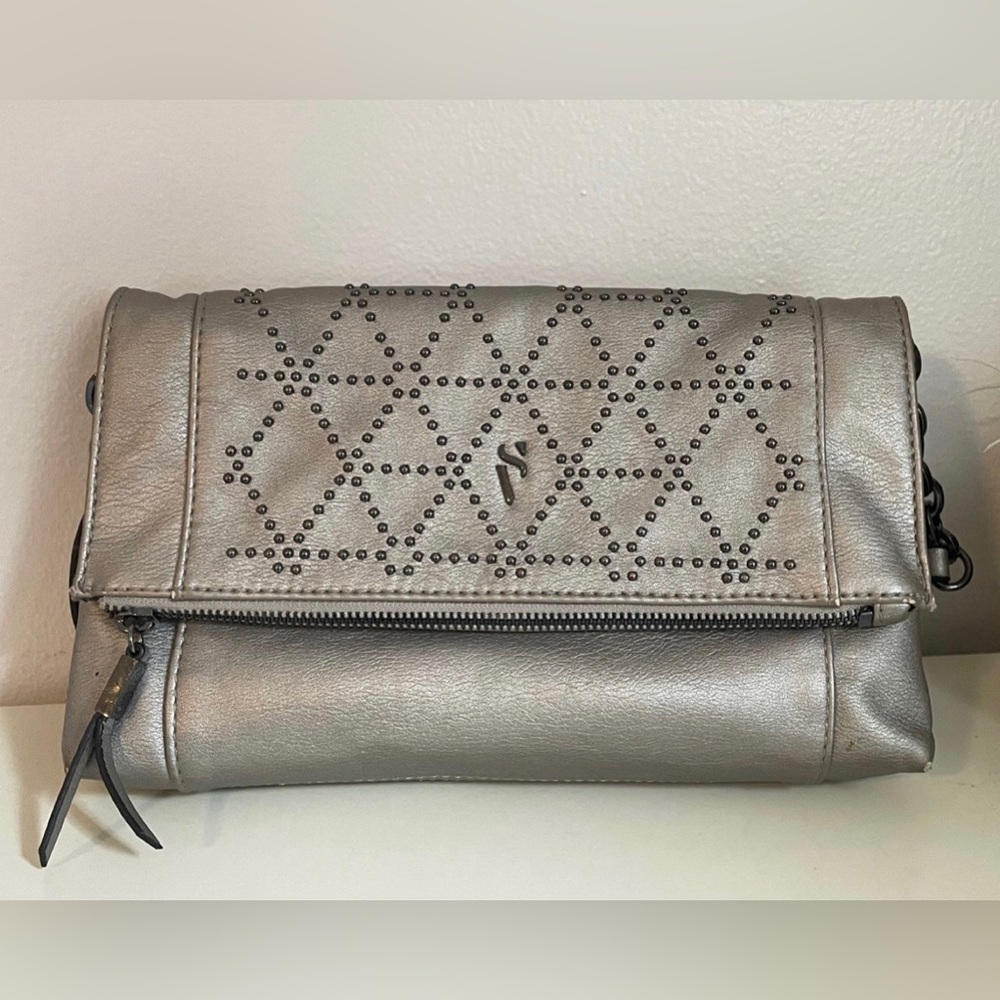 Simply Vera Vera Wang Silver Crossbody Purse